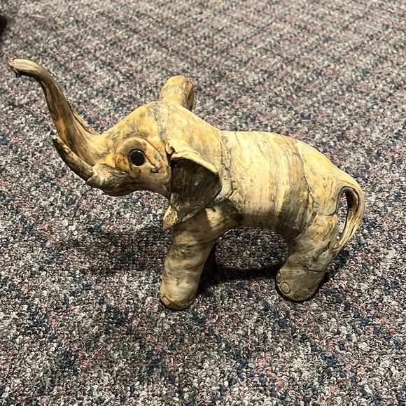 Other - Vintage Crushed Oyster Elephant